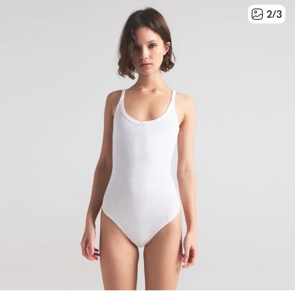 SKIMS NEW drop needle pointelle bodysuit sz L Large white snow sweet NWT cotton - Picture 2 of 8